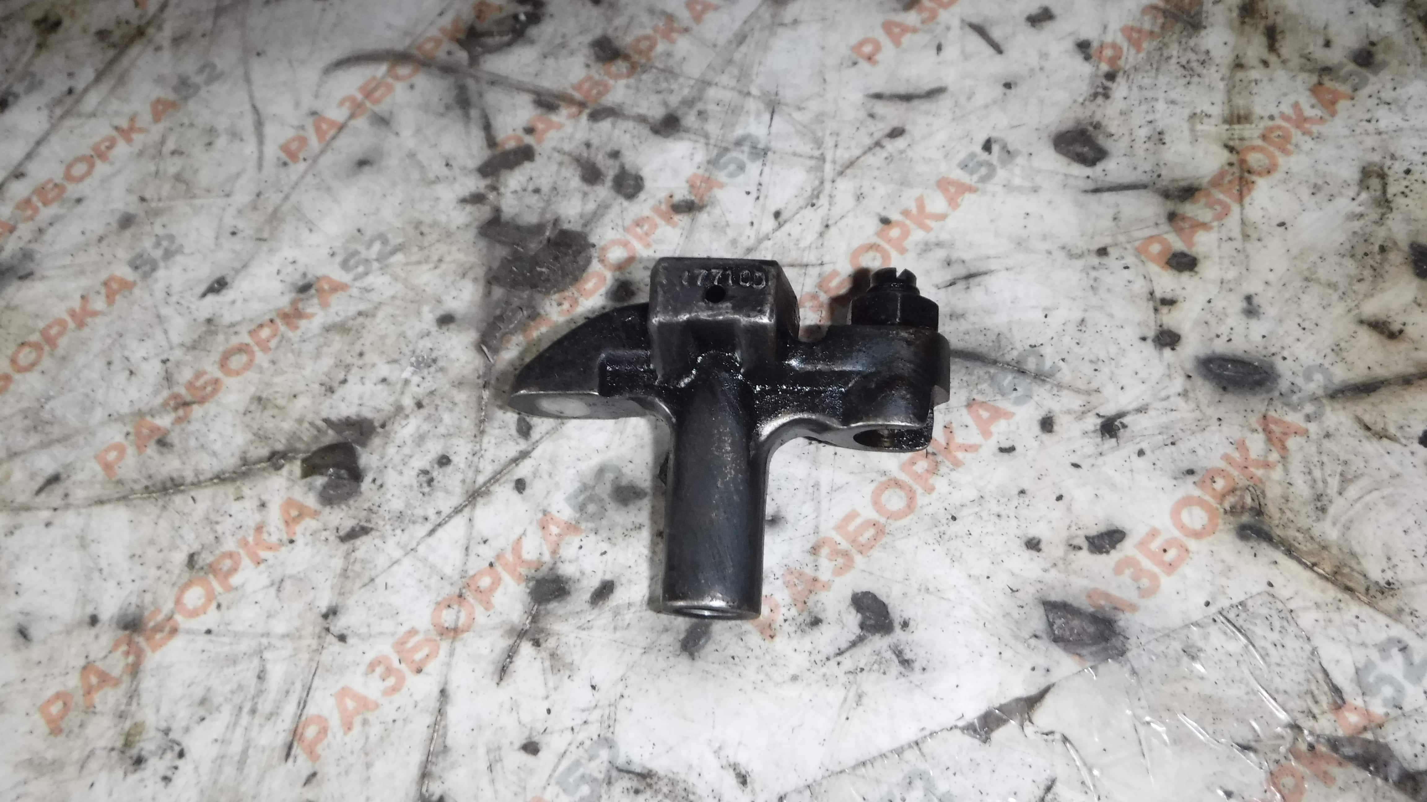 Мост клапана Толкатель клапана Рено Магнум Renault Magnum 430 1998 1547919